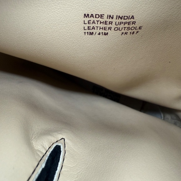 Michael Kors Black Leather Moto Boots Women’s 11 / 41 Buckle Strap Mid-Calf - Picture 6 of 15